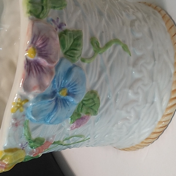 GKA BRAND Flower floral Basket Cookie Jar Ceramic - Picture 9 of 12